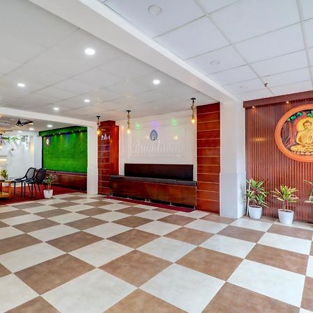 Hotel Brundavan International Гунтур Экстерьер фото