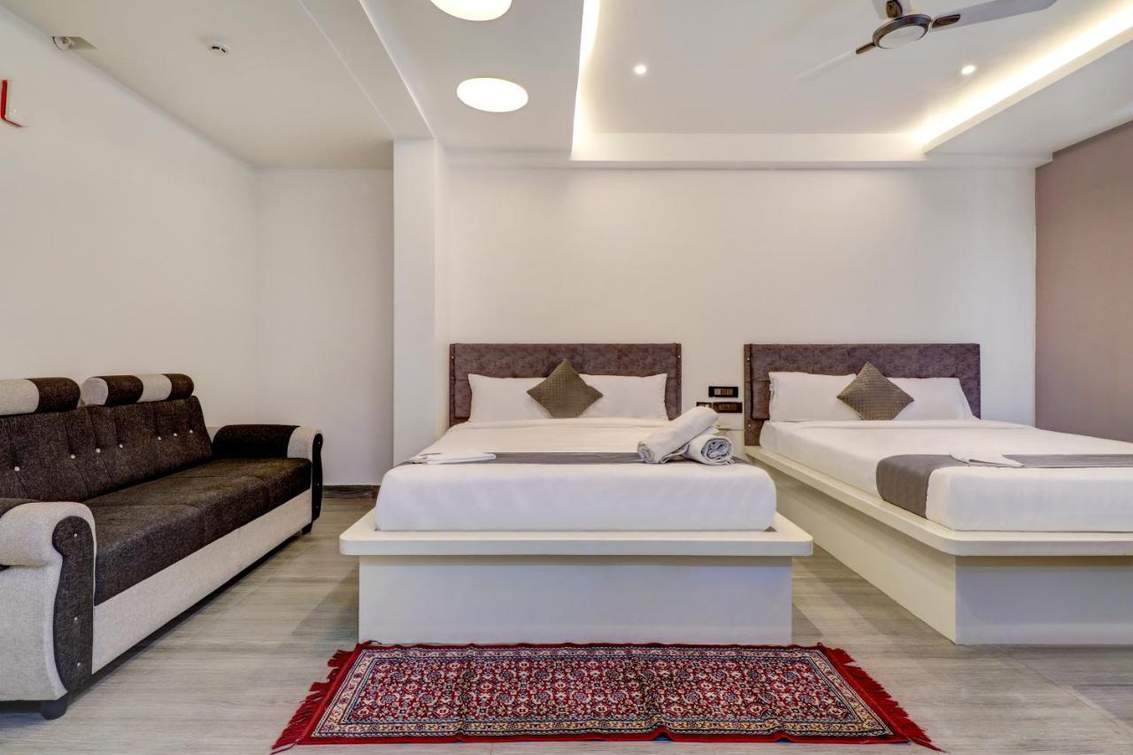 Hotel Brundavan International Гунтур Экстерьер фото